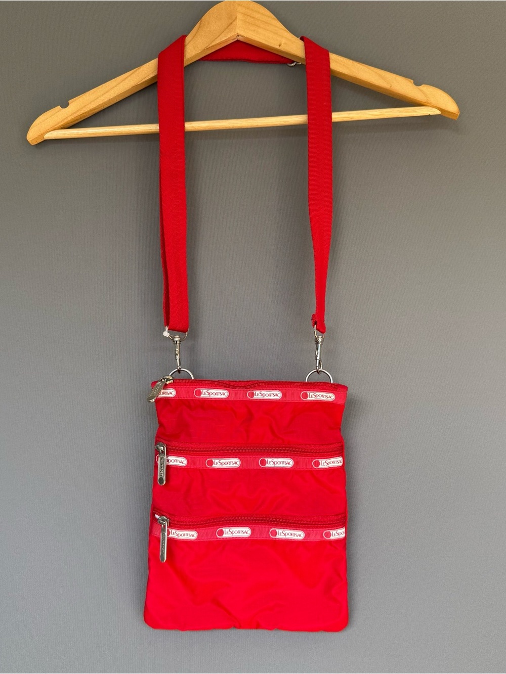 LeSportsac Kasey 3 Zip Crossbody Bag Womens Red Nylon Logo OS Preppy Travel